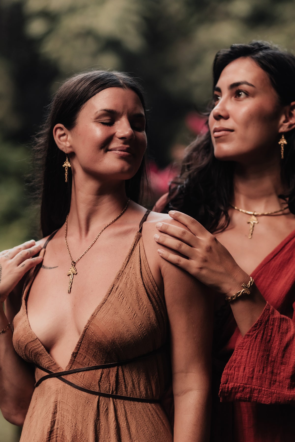 Awaq Necklace